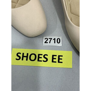 Womans Hhtcal 7.5 Nude Block Heel Slip On Round Toe Pumps NWOT